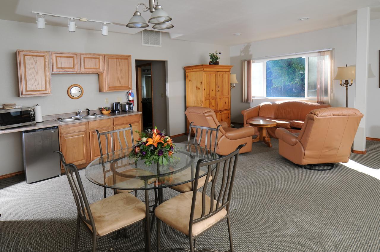 Morrisons Rogue River Lodge Мерлин Экстерьер фото