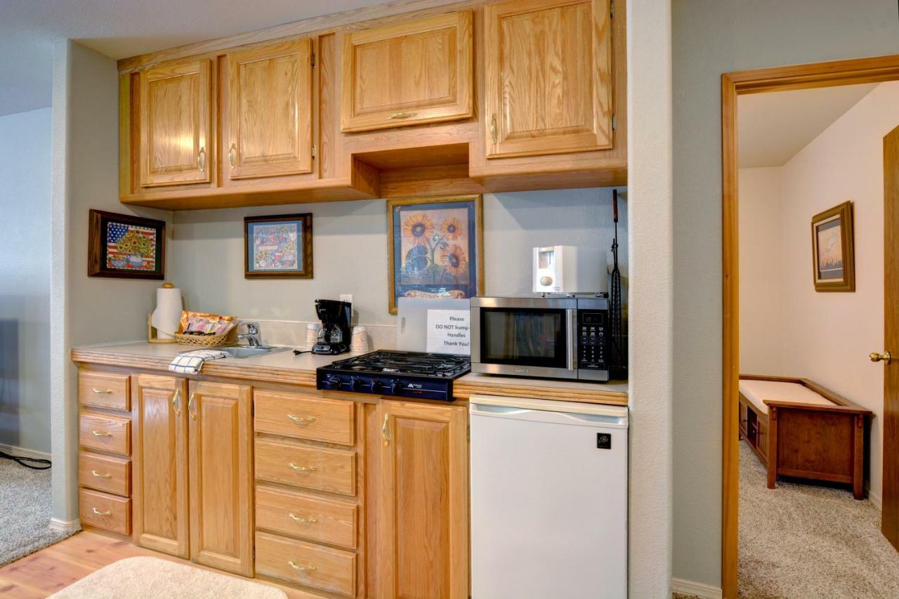Morrisons Rogue River Lodge Мерлин Экстерьер фото